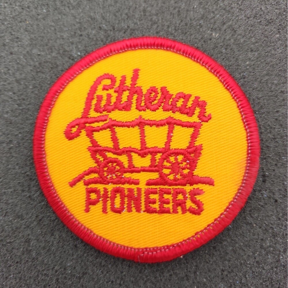 Patch LUTHERAN PIONEERS Embroidered Sew On Iron Vintage 1970's NOS 2.5" Wagon